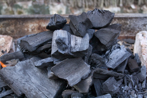 hardwood-charcoal-1527053205-3887111